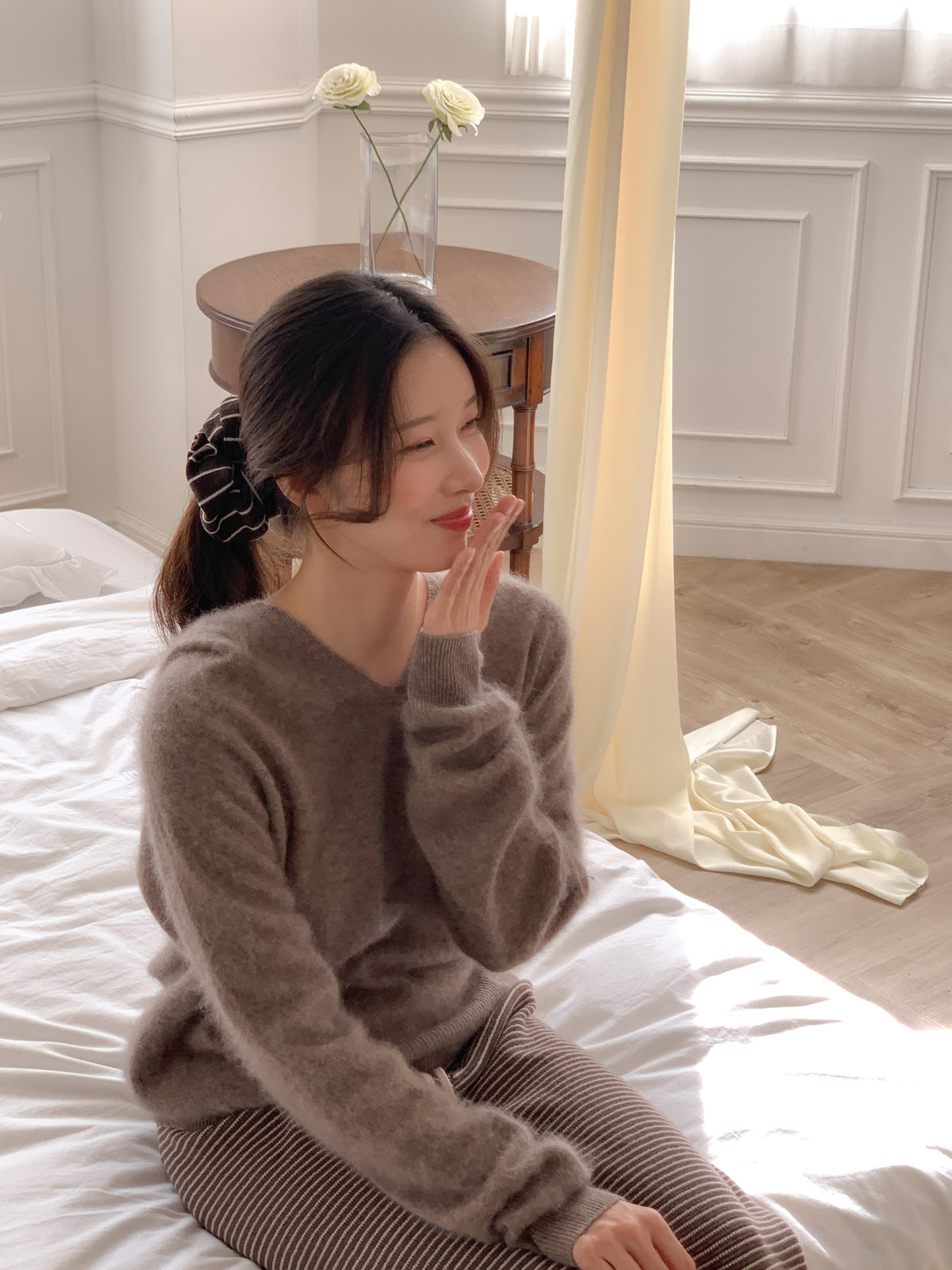 브이넥 후디 (브라운) 6