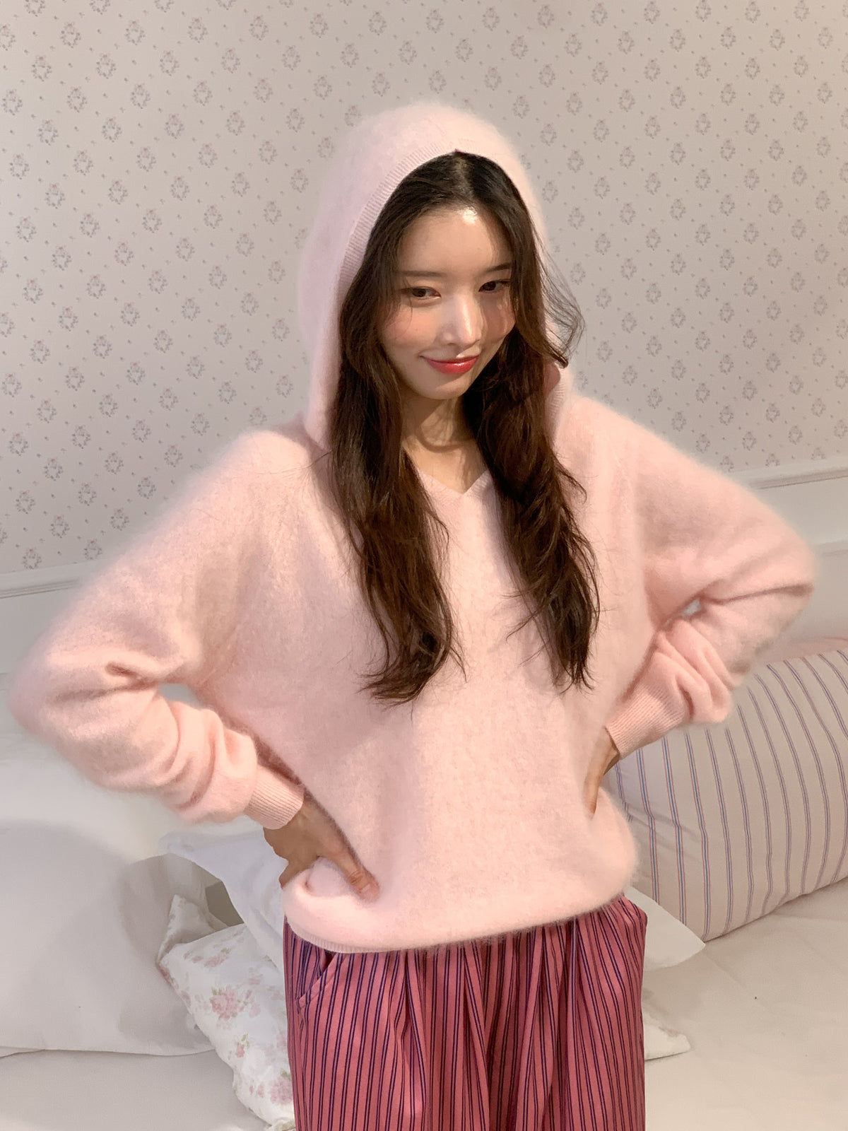 브이넥 후디 (핑크) 2